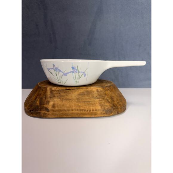 Corning Ware Shadow Iris Pattern Sauce Pane .5 liter M#S-81-B - Picture 3 of 7